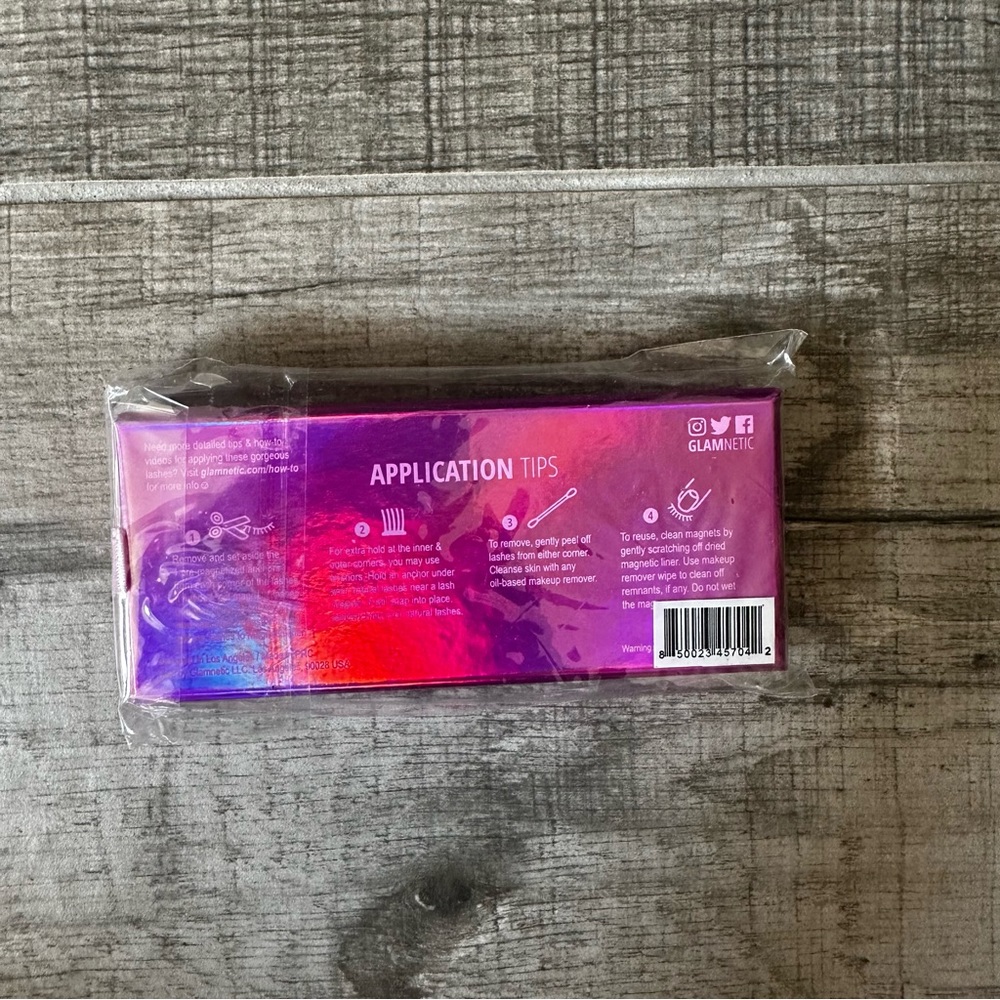 NWT GLAMNETIC VIP & Generic magnetic lash bundle - Picture 4 of 4
